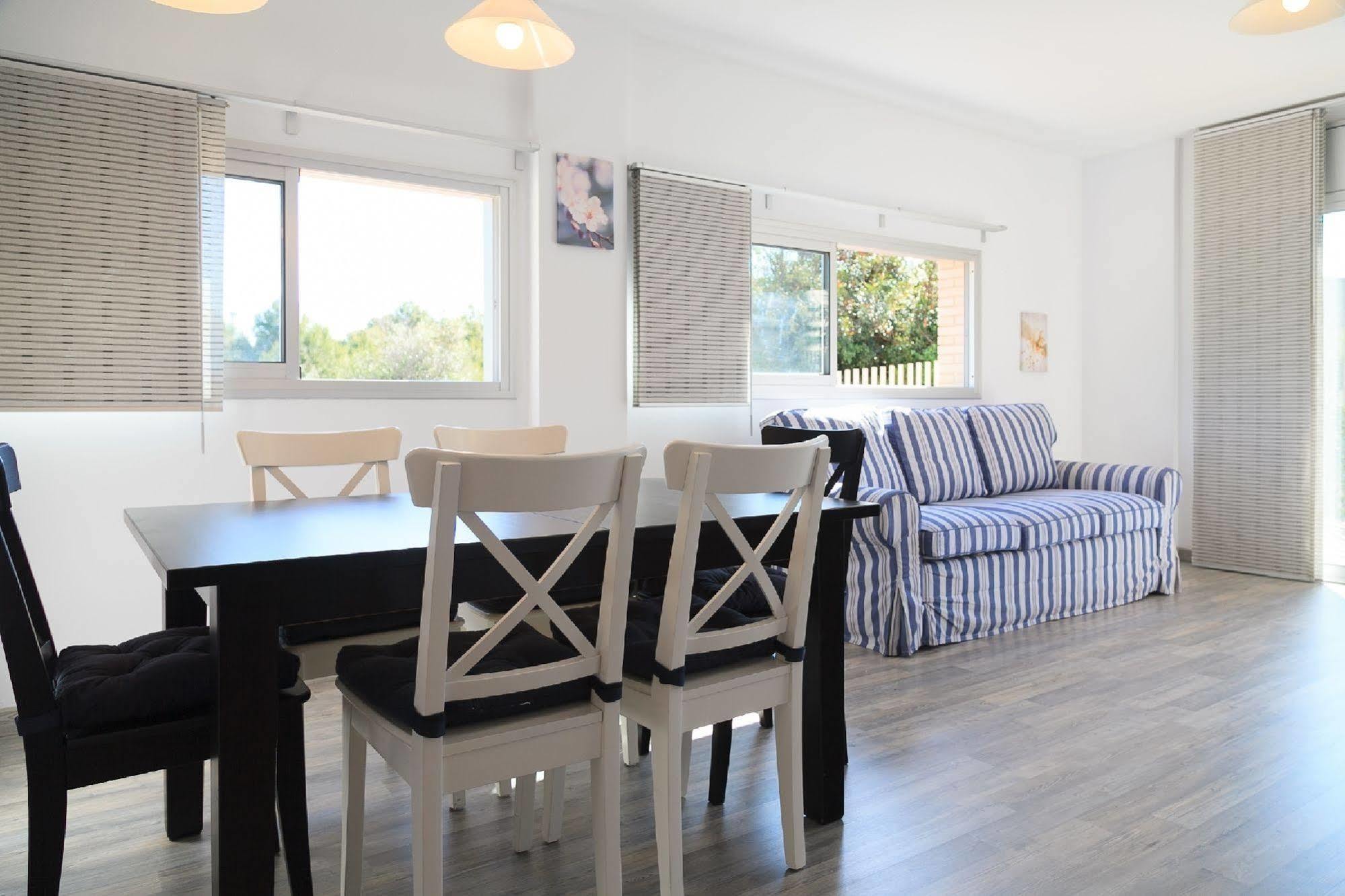 Paradise Village Litoral Costa Dorada Σαλού Εξωτερικό φωτογραφία
