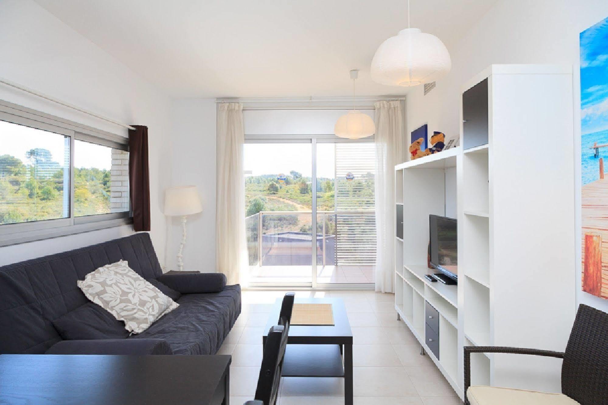 Paradise Village Litoral Costa Dorada Σαλού Εξωτερικό φωτογραφία