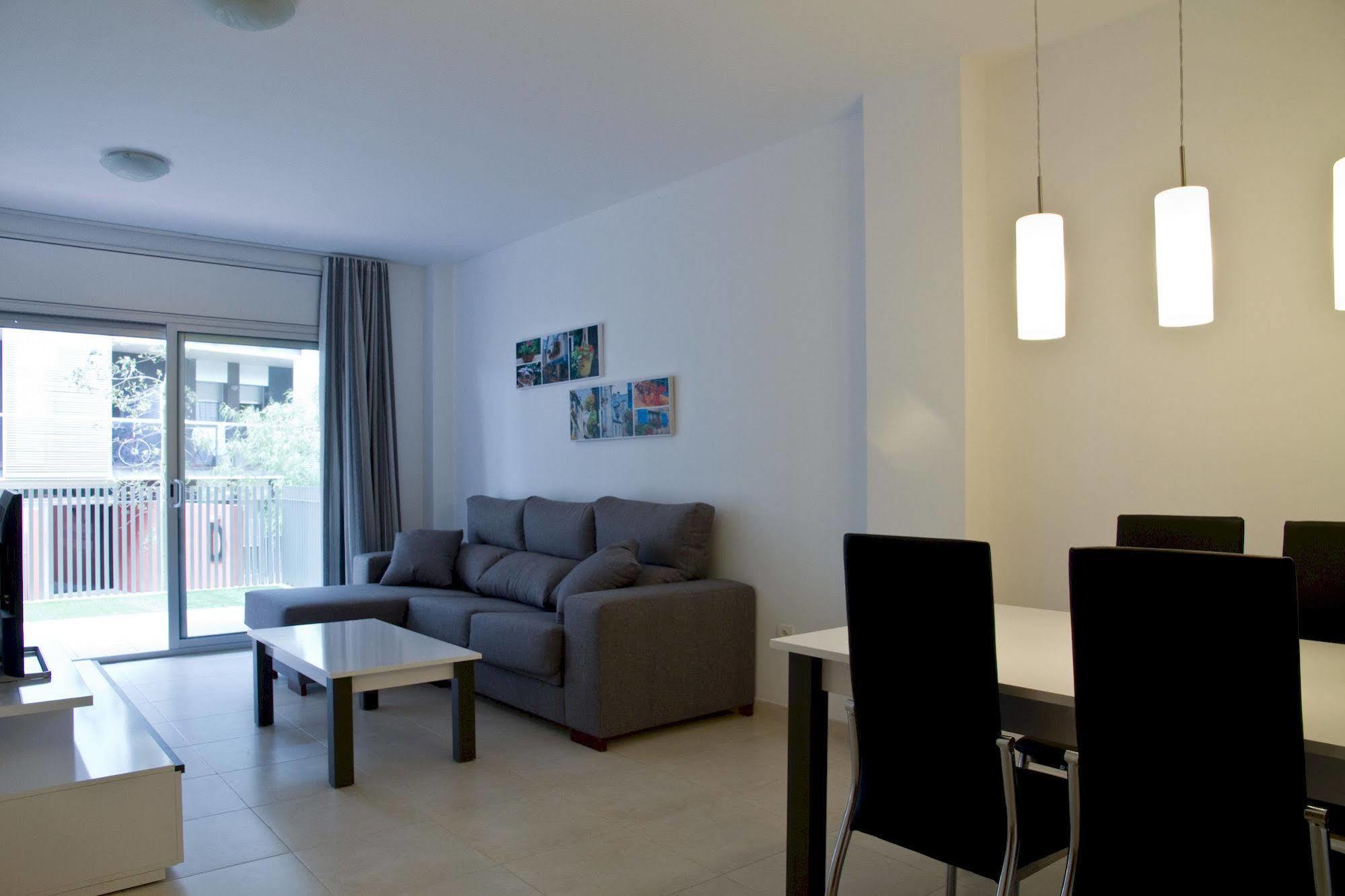 Paradise Village Litoral Costa Dorada Σαλού Εξωτερικό φωτογραφία